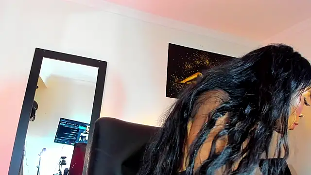 KimberlyBanks2 online show from 02-17-26, 10:07