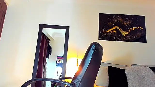 KimberlyBanks2 online show from 11-27-25, 10:16