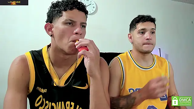 Noha white online show from 03-31-26, 07:38