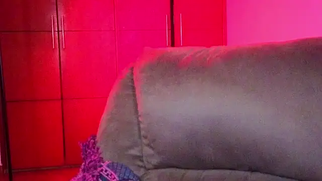 NEXT DOOR GIRL  online show from 03-08-26, 02:04