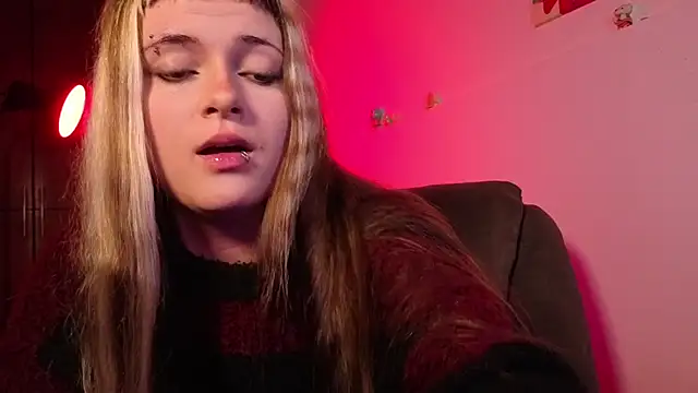 Snapshot of NEXT_DOOR_GIRL_ chatting on 02-13-26, 11:16 NEXT DOOR GIRL online show from 02-13-26, 11:16