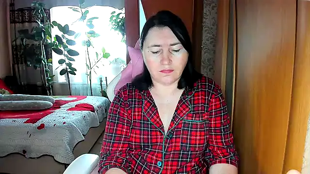Snapshot of Tatyana51 chatting on 05-10-26, 04:05 Tatyana51 online show from 05-10-26, 04:05