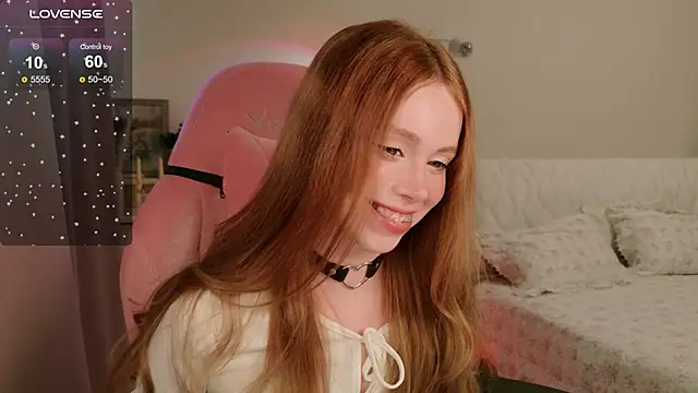 Snapshot of evangeli1na chatting on 05-12-26, 08:43 evangeli1na online show from 05-12-26, 08:43