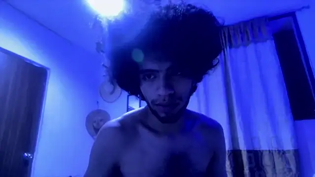 Snapshot of sweet_tippot chatting on 02-28-25, 03:04 sweet tippot online show from 02-28-25, 03:04