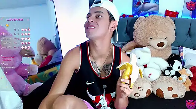 Snapshot of _snopyy_ chatting on 02-27-25, 10:53  snopyy  online show from 02-27-25, 10:53