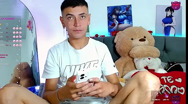 Snapshot of _snopyy_ chatting on 03-13-25, 06:56  snopyy  online show from 03-13-25, 06:56