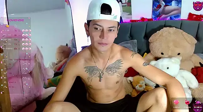 Snapshot of _snopyy_ chatting on 02-28-25, 05:15  snopyy  online show from 02-28-25, 05:15