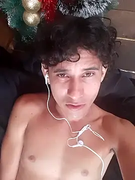 pedrodavid  online show from 11-28-25, 01:11