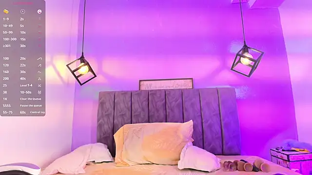 Sophiee Velvet online show from 09-18-25, 03:04