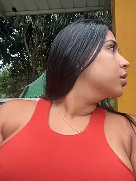 NiaSoler online show from 11-16-25, 08:24