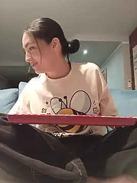 ThailyCherry online show from 02-24-26, 07:15