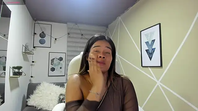 Enma  clark online show from 11-23-25, 04:22