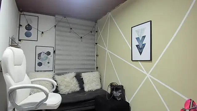 Enma  clark online show from 09-14-25, 04:35