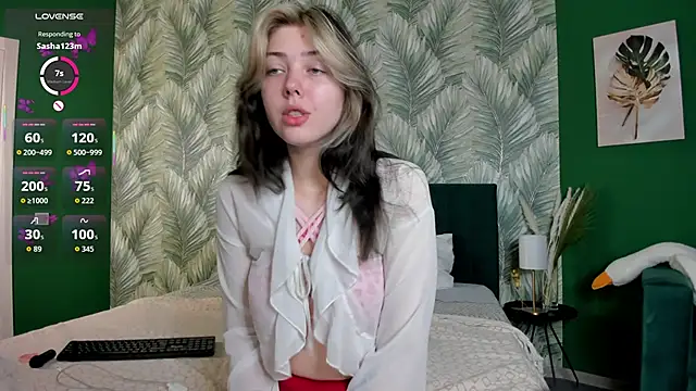 Vanessa Walters online show from 09-26-25, 02:07