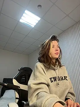 Vanessa Walters online show from 06-15-26, 03:07