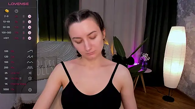 Snapshot of annacooleman chatting on 02-24-25, 08:49 annacooleman online show from 02-24-25, 08:49