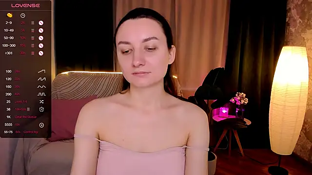 Snapshot of annacooleman chatting on 09-26-25, 02:07 annacooleman online show from 09-26-25, 02:07