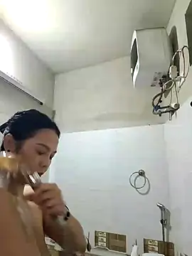 Snapshot of Tinease chatting on 09-16-25, 03:02 Tinease online show from 09-16-25, 03:02