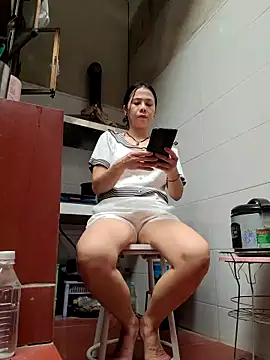 Snapshot of Tinease chatting on 09-17-25, 03:19 Tinease online show from 09-17-25, 03:19