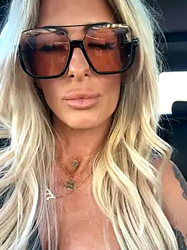 blondiluvsanal online show from 10-04-25, 10:11