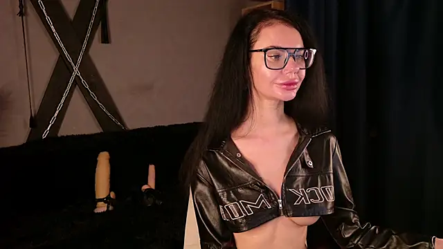 Snapshot of Morgenstern_ chatting on 05-16-26, 10:36 Morgenstern online show from 05-16-26, 10:36