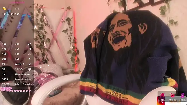 Snapshot of Punkys_ chatting on 09-17-25, 04:20 Punkys online show from 09-17-25, 04:20