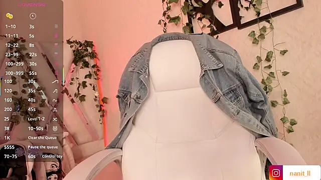 Snapshot of Punkys_ chatting on 10-16-25, 01:14 Punkys online show from 10-16-25, 01:14