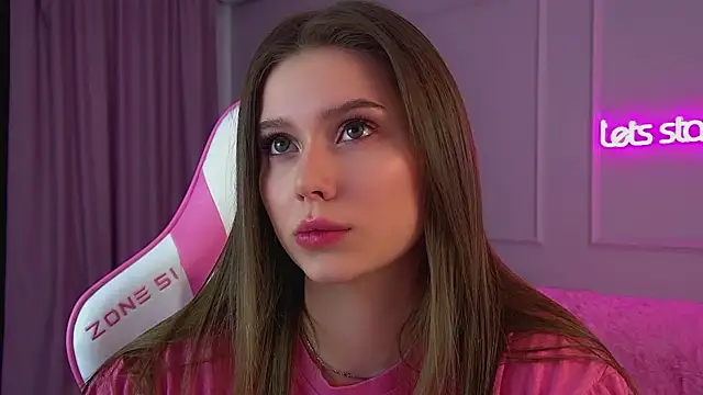 DianaVert online show from 11-16-25, 06:12