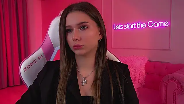 Snapshot of DianaVert chatting on 02-27-26, 01:06 DianaVert online show from 02-27-26, 01:06