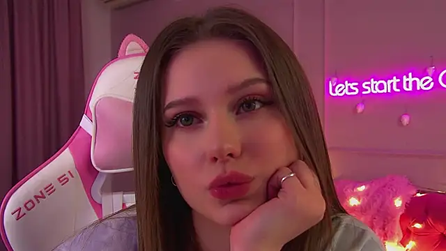 DianaVert online show from 11-30-25, 06:41