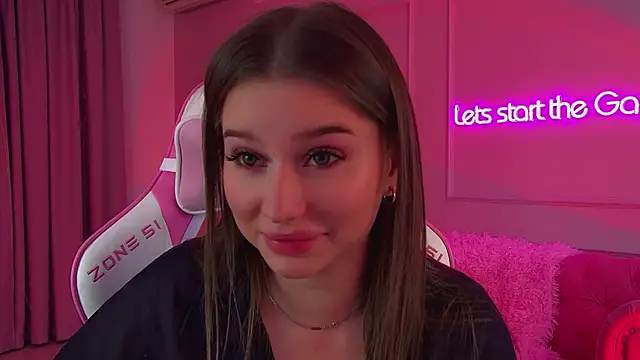 Snapshot of DianaVert chatting on 02-01-26, 06:50 DianaVert online show from 02-01-26, 06:50