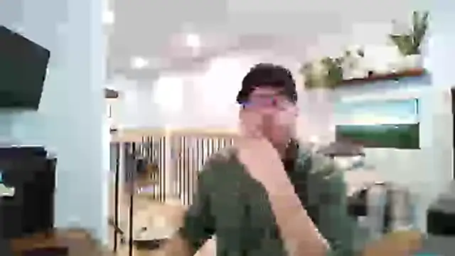 Bigdicktrav902 online show from 03-30-26, 11:33