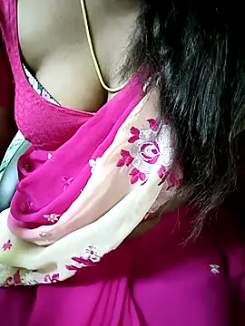 Snapshot of tamil_subha69 chatting on 09-18-25, 12:02 tamil subha69 online show from 09-18-25, 12:02