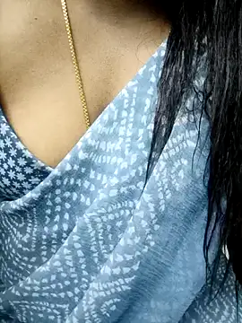Snapshot of tamil_subha69 chatting on 06-27-26, 03:23 tamil subha69 online show from 06-27-26, 03:23