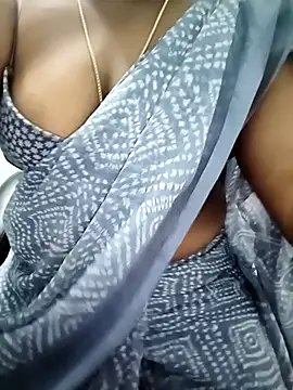 Snapshot of tamil_subha69 chatting on 07-26-26, 02:02 tamil subha69 online show from 07-26-26, 02:02