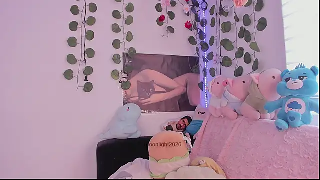 moonliiiight1 online show from 04-11-26, 05:05