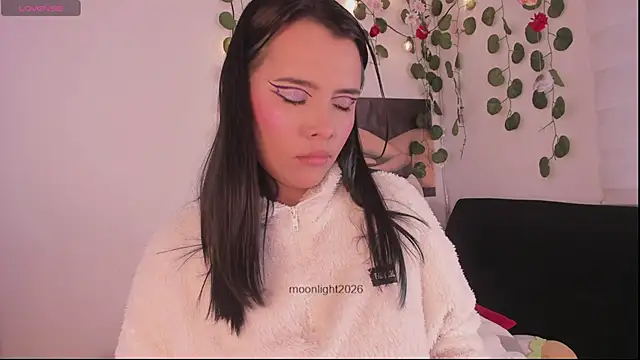 moonliiiight1 online show from 02-16-26, 11:02