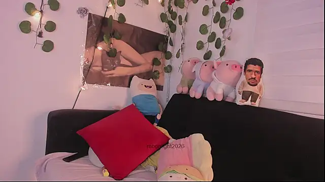 moonliiiight1 online show from 02-20-26, 11:06