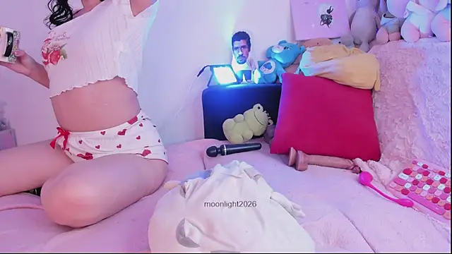 moonliiiight1 online show from 06-16-26, 03:12
