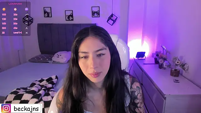 Beck jones online show from 10-22-25, 02:38