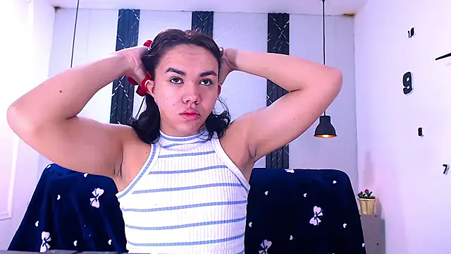 AndreaGil  online show from 04-11-26, 12:31