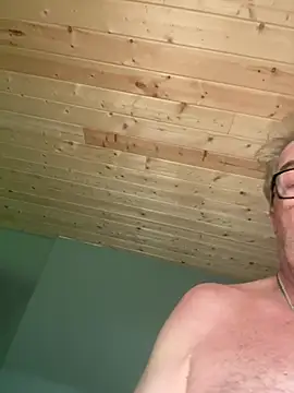 twist699 online show from 04-12-26, 10:57