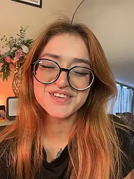 SweetJennaa online show from 06-26-26, 10:59
