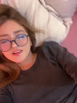 SweetJennaa online show from 10-10-25, 03:29