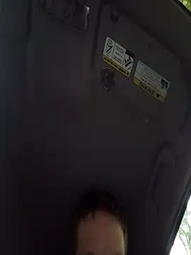 otterlover123 online show from 11-09-25, 12:42