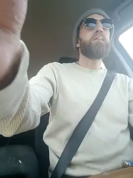 otterlover123 online show from 03-21-25, 06:51