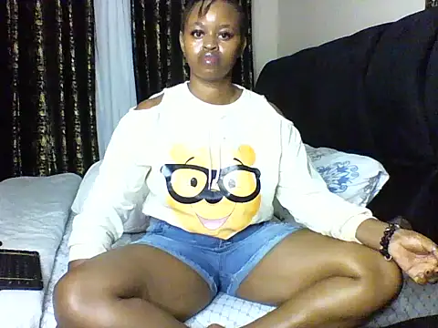 Snapshot of Candii_wet_ chatting on 09-22-25, 08:04 Candii wet online show from 09-22-25, 08:04