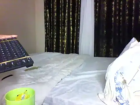 Candii wet  online show from 10-25-25, 12:10