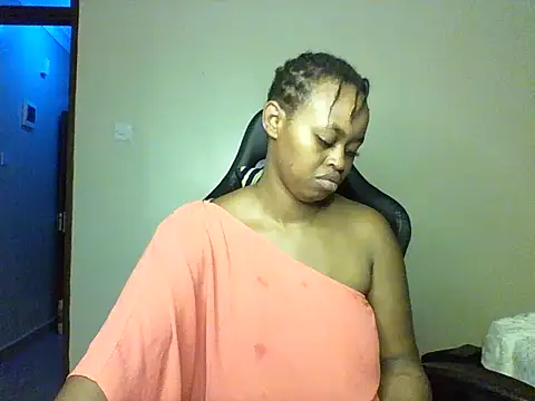 Snapshot of Candii_wet_ chatting on 10-12-25, 08:32 Candii wet online show from 10-12-25, 08:32