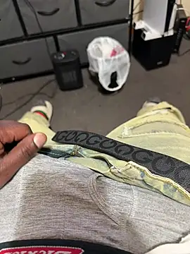 Cameltoekilla online show from 04-12-26, 03:43